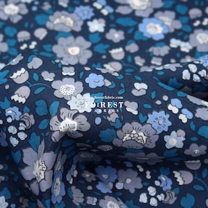 Liberty of London (Cotton Tana Lawn Fabric) - Betsy Meadow Metalic E - 50cm