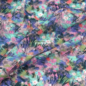 Liberty of London (tessuto in cotone Tana) - Impressione floreale A - 50 cm