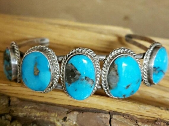 Genuine Turquoise Handcrafted Native American Ster