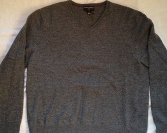 Banana Republic Men's Vintage Pure Wool Gray V-neck Pullover Sweater Size Large