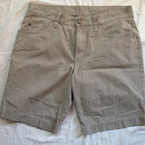 Sergio Tacchini Khaki Men&#39;s Bermuda Shorts Italian Size 48 / 33&#39;&#39;