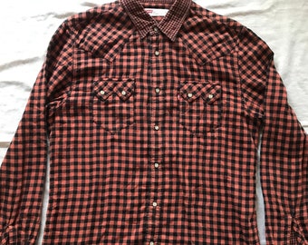 Levi's Levi Strauss Men's Western Checkered Red Long Sleeve Shirt Light Flannel Snap Buttoned Size Large Slim Fitted