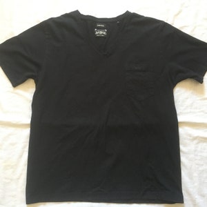 Diesel Industry Jeans Men&#39;s V-Neck Black T-Shirt W/ Pocket Front Size Large Slim Fit