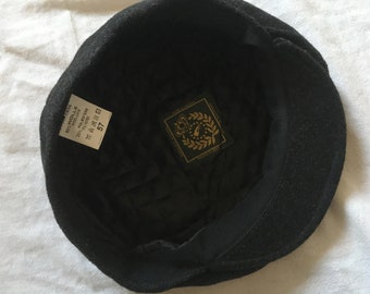 vintage Gris foncé Newsboy Cabbie Chapeau plat chapeau Mélange de laine gris foncé taille 57 cm - 22.5''