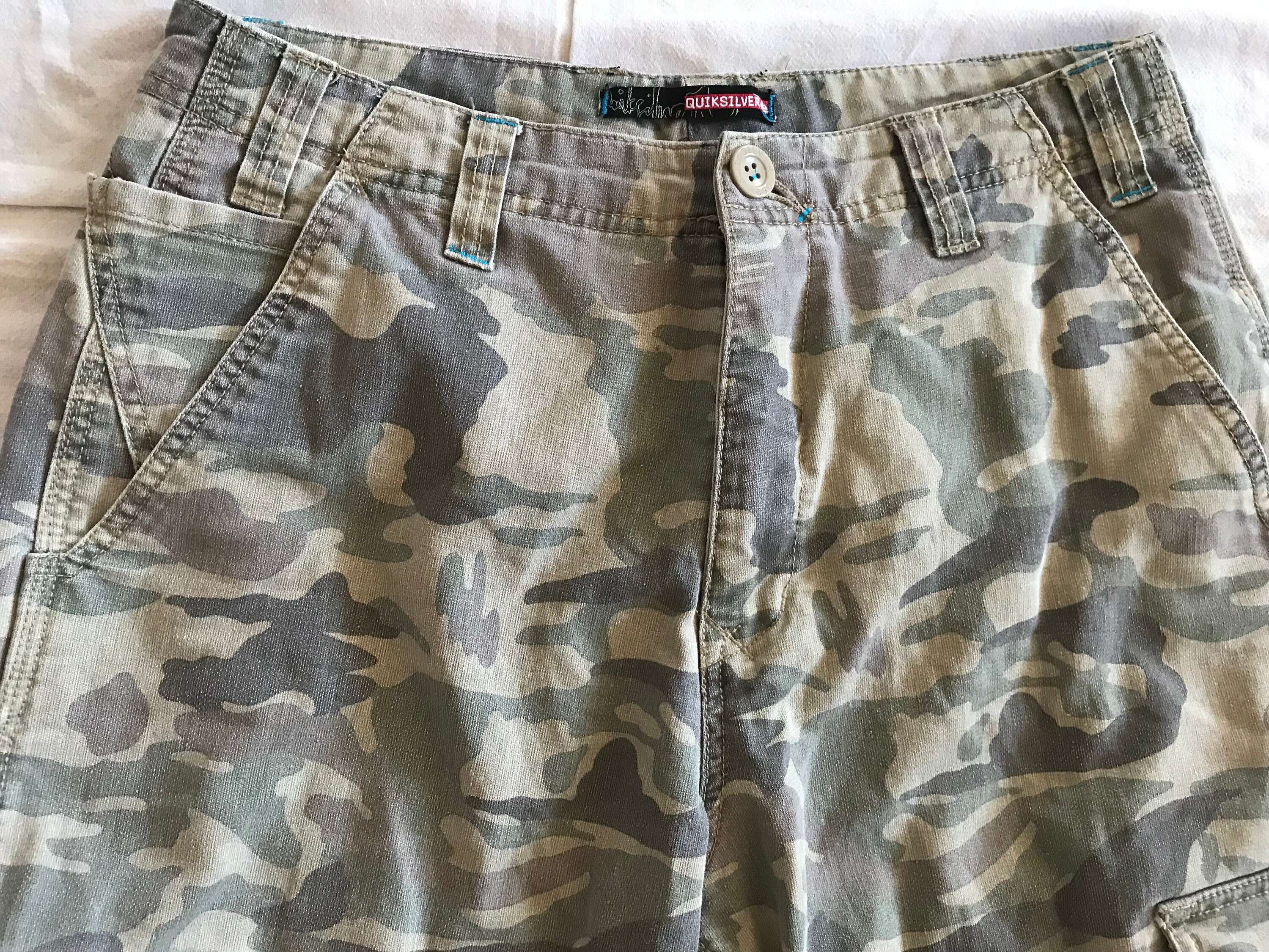 Quiksilver camouflage shorts sales