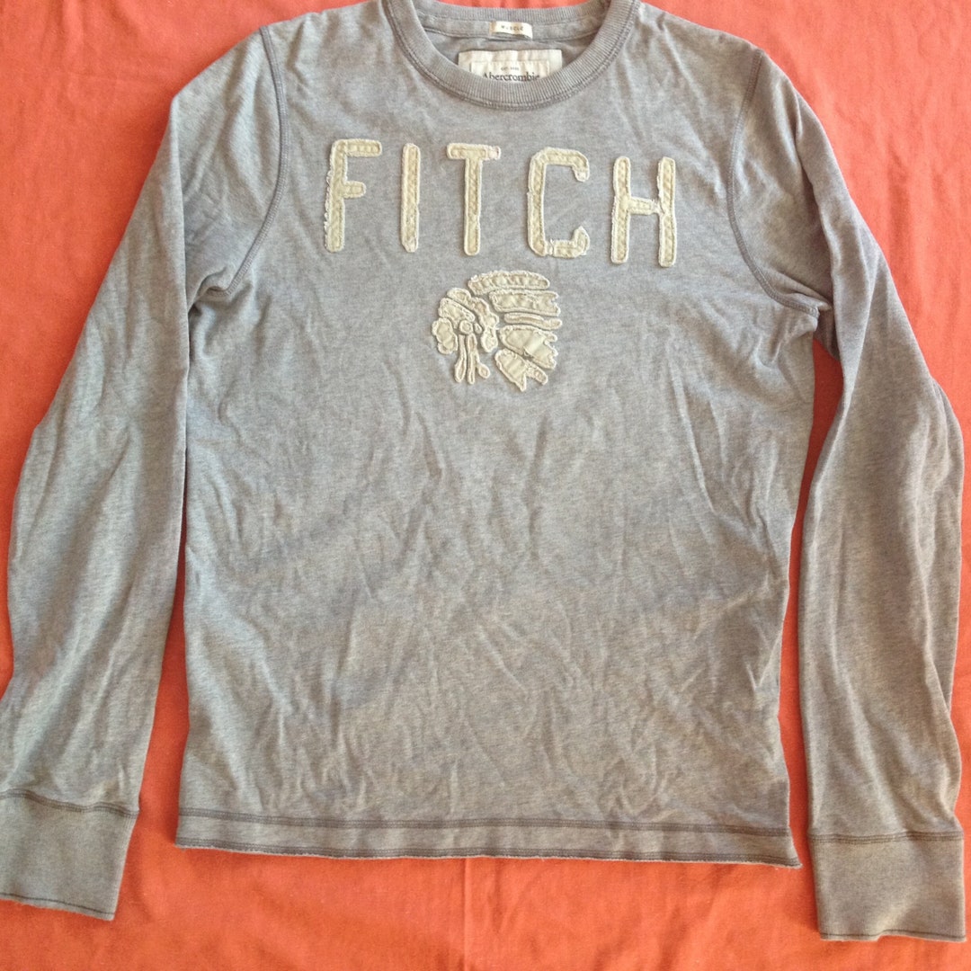 【Abercrombie & Fitch】 ヴィンテージ風ロゴ ロングTシャツ ☆Abercrombie & Fitch☆ ヴィンテージ風ロゴ ロングTシャツ