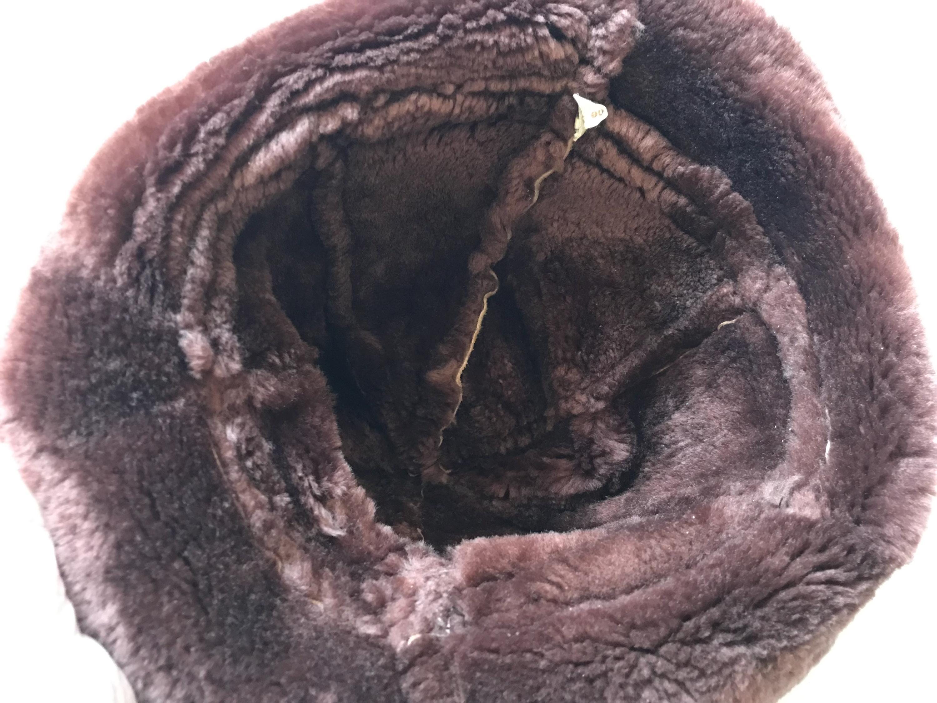 Vintage Genuine Sheepskin Shearling Fur Brown Hat Made in Great Britain Luxury Vintage Shearling Made in Great Britain Brown Sheepskin  main image 2