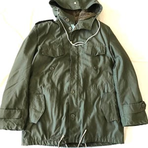 German Military Bundeswehr Military Hooded Jacket Parka Size 50 EU - 40 US Olive Green