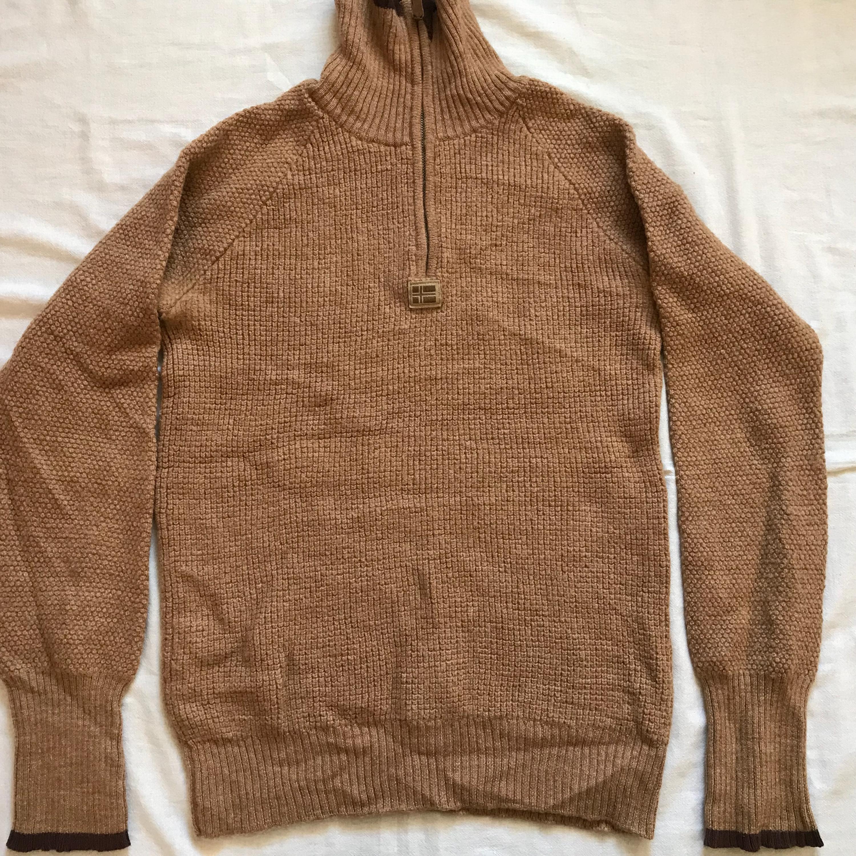 Vikafjell Norway Men's Unisex 1/4 Zip Neck Pullover Sweater Light