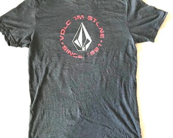 Volcom Stone Herren w / Graphic Logo Print T-Shirt Mittlerer Größe Grau Skateboarding