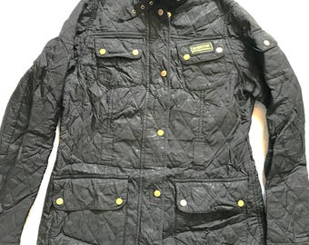 Barbour Women's Classic Light Puffer Jacket Black 12 UK / 36 EU / 6 US / France 40 / Spain 6 Size