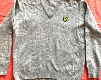 Lyle And Scott Men's Pullover Sweater Pure Lambswool Light Gray  Made In Scotland Size 44 - Small to Medium US