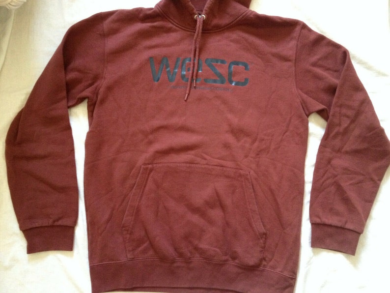 WeSC We Are The Superlative Conspiracy Sweden Classic Unisex Burgundy Hoodie Sweatshirt Cotton Medium Size image 3