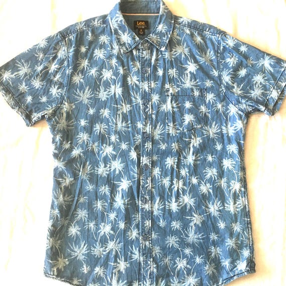 Chemise Manches Courtes Lee Bleu Et Blanc - Taille M, Occasion Très Bon état, Polycoton Léger, Motif Géométrique
