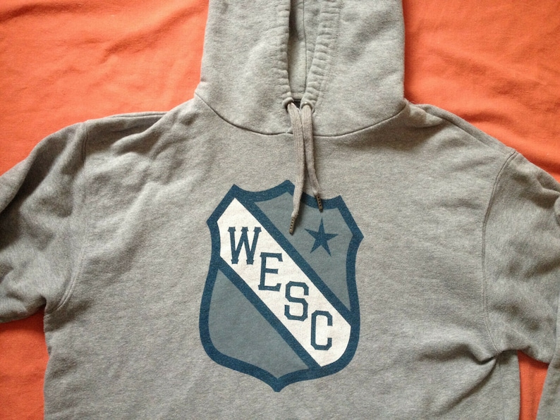 WeSC We Are The Superlative Conspiracy Sweden Classic Unisex Gray Hoodie Sweatshirt Cotton Medium Size image 2