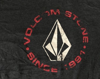 T-Shirt Homme Volcom Stone - Noir - Taille M - Manches Courtes - Motif Crânes Et Logo Patineur
