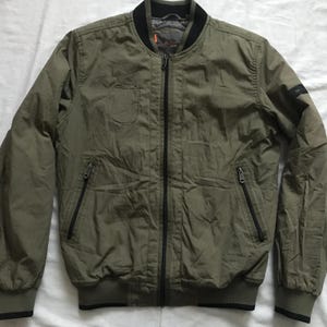 Ben Sherman Classic Men's Drab Olive Green Bomber Jacket Spring Fall Season Small Size