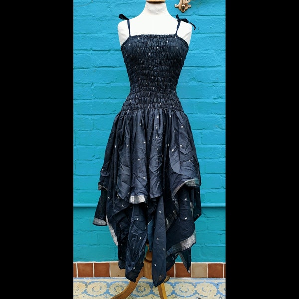 Plus Size Unikat Recycelte Seide Einstecktuch Stevie Nicks Style Hippy Gothic Fairy Kleid- anthrazit grau