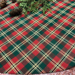 Tartan tree skirt, linen tree skirt, Christmas tree skirt,tartan plaid  tree skirt, rustic decorations,  Christmas gift