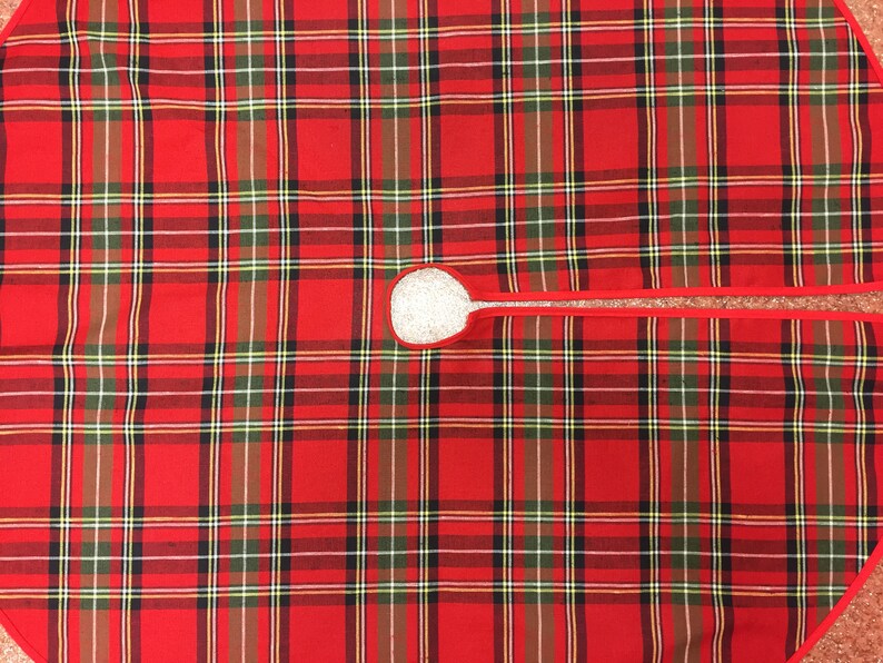 Red Plaid Christmas Tree Skirt Tartan Tree Skirt Linen Tree Etsy