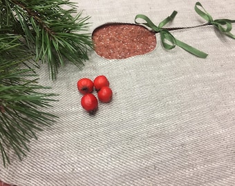 Handmade Linen Christmas Tree Skirt: Swedish Burlap Design