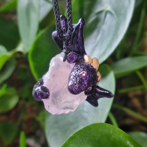 Grigri/collier dragon quartz rose