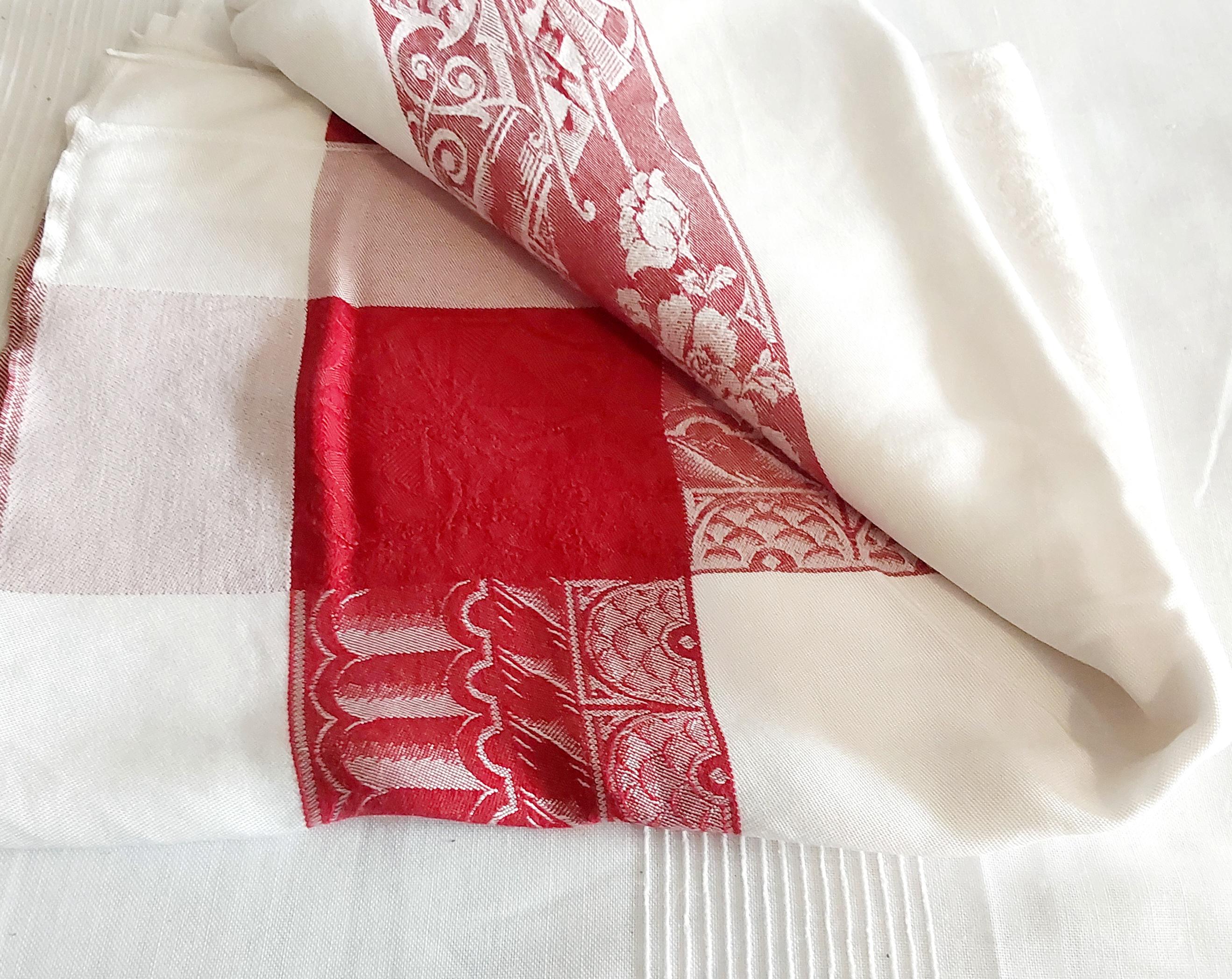 ヴィンテージの赤と白のテーブルクロス - Etsy 日本