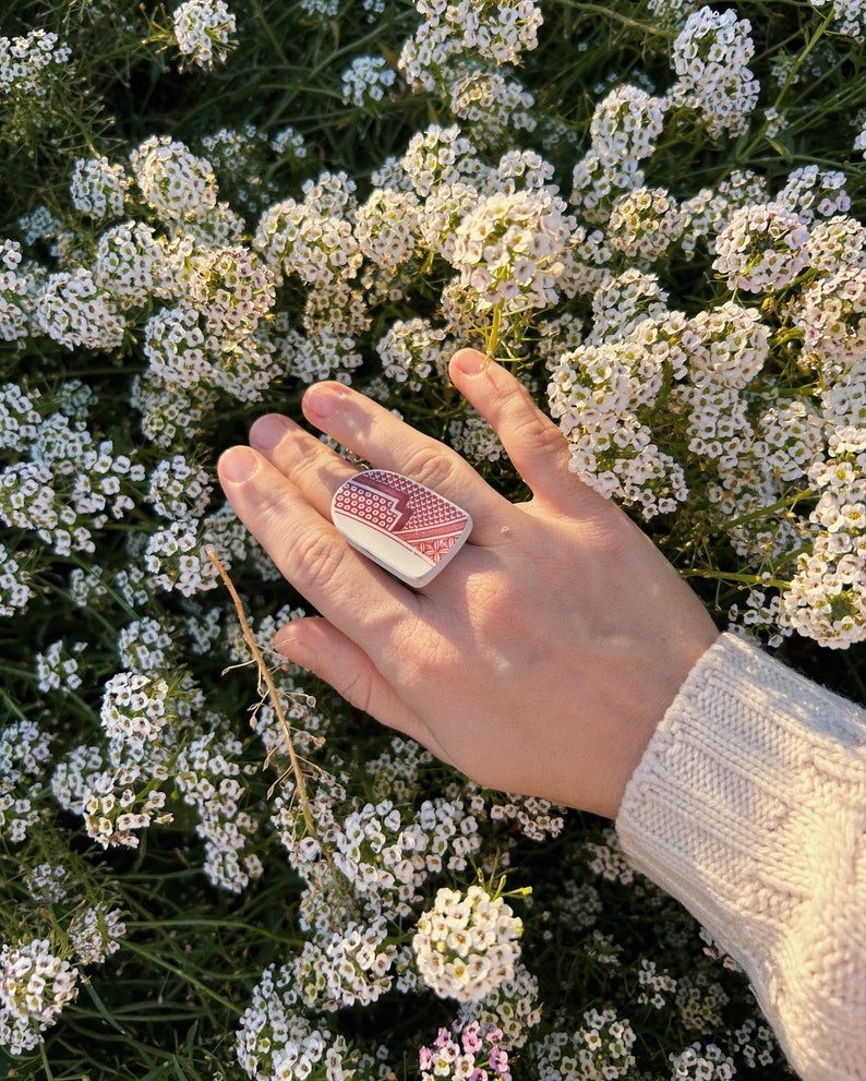 Porcelain adjustable ring, Upcycled jewelry, Red and white ceramic ring, Chinese porcelain repurposed ring, Broken plate jewelry image 4