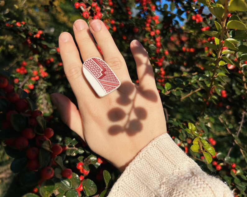 Porcelain adjustable ring, Upcycled jewelry, Red and white ceramic ring, Chinese porcelain repurposed ring, Broken plate jewelry image 7