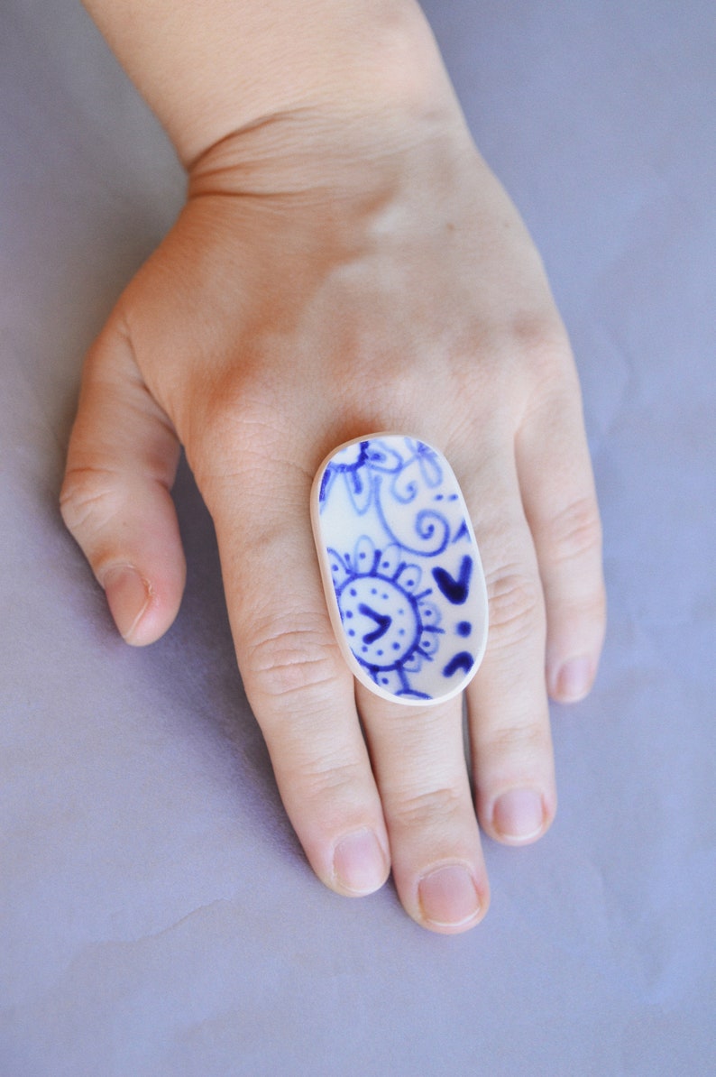 Whimsical Porcelain Ring: Playful Floral Design on Upcycled Broken Plate image 9