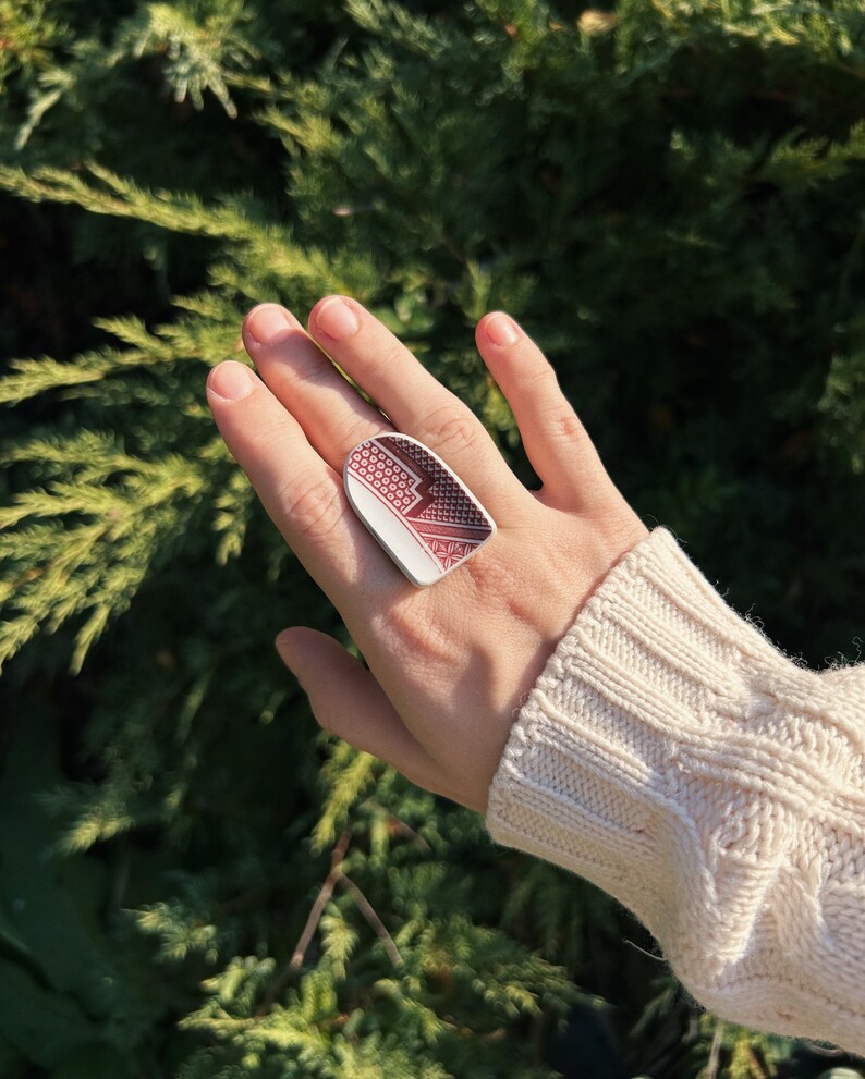 Porcelain adjustable ring, Upcycled jewelry, Red and white ceramic ring, Chinese porcelain repurposed ring, Broken plate jewelry image 2