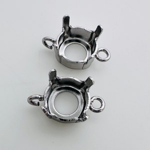 8x8mm, Blank 4-Prong Round Setting , Rhodium plated, 2 or 6 ps