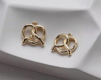 2個、金張りチャーム、12×12 mm