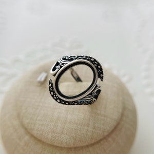 1 Pcs  - Sterling Silver Oval Cabochon Peacock Ring Setting - Adjustable - 10x14mm