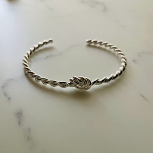 Adjustable Twisted Bracelet