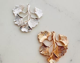 5 piezas, latón macizo, colgantes en forma de hoja, chapados en oro/plata, 26 x 23 mm