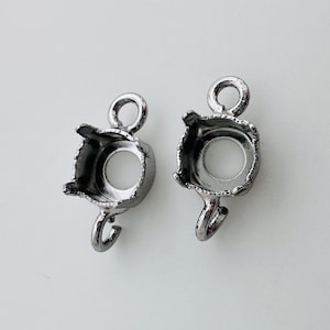 5x5mm, Blank 4-Prong Round Setting , Rhodium plated, 2 or 6 ps
