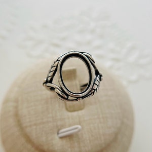 1 Pcs  - Sterling Silver Oval Cabochon Leaf Ring Setting - Adjustable - 10x14mm