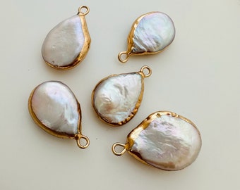1 Pcs Natural Pearl Drop Pendant  - Gold Plated - 15mm to 17mm