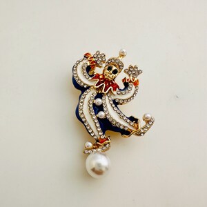 Clown Brooch  - 45x25mm