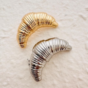 Brooch  - 35x15mm- 1 piece