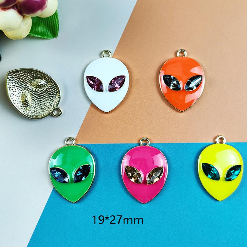 20 Ps - Mixed Alien Charms - Etsy