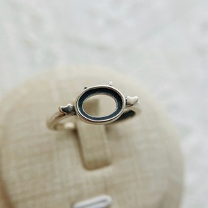 1 Pcs  - Sterling Silver Oval Cabochon Ring Setting - Adjustable - 6x8mm
