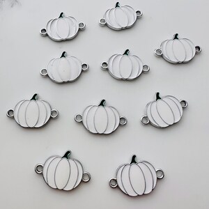 10pcs- Pumpkin Charms - 15x22mm