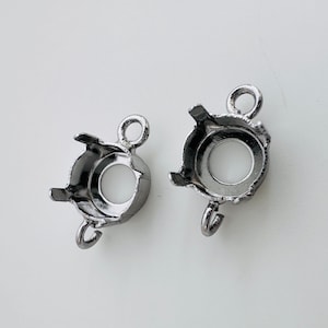 7x7mm, Blank 4-Prong Round Setting , Rhodium plated, 6 or 12 ps