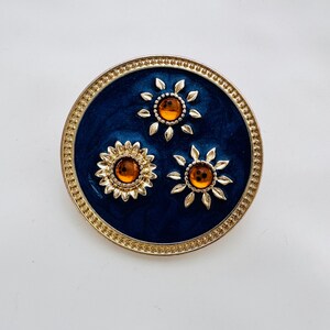 Sunflower Brooch  - 35x35mm