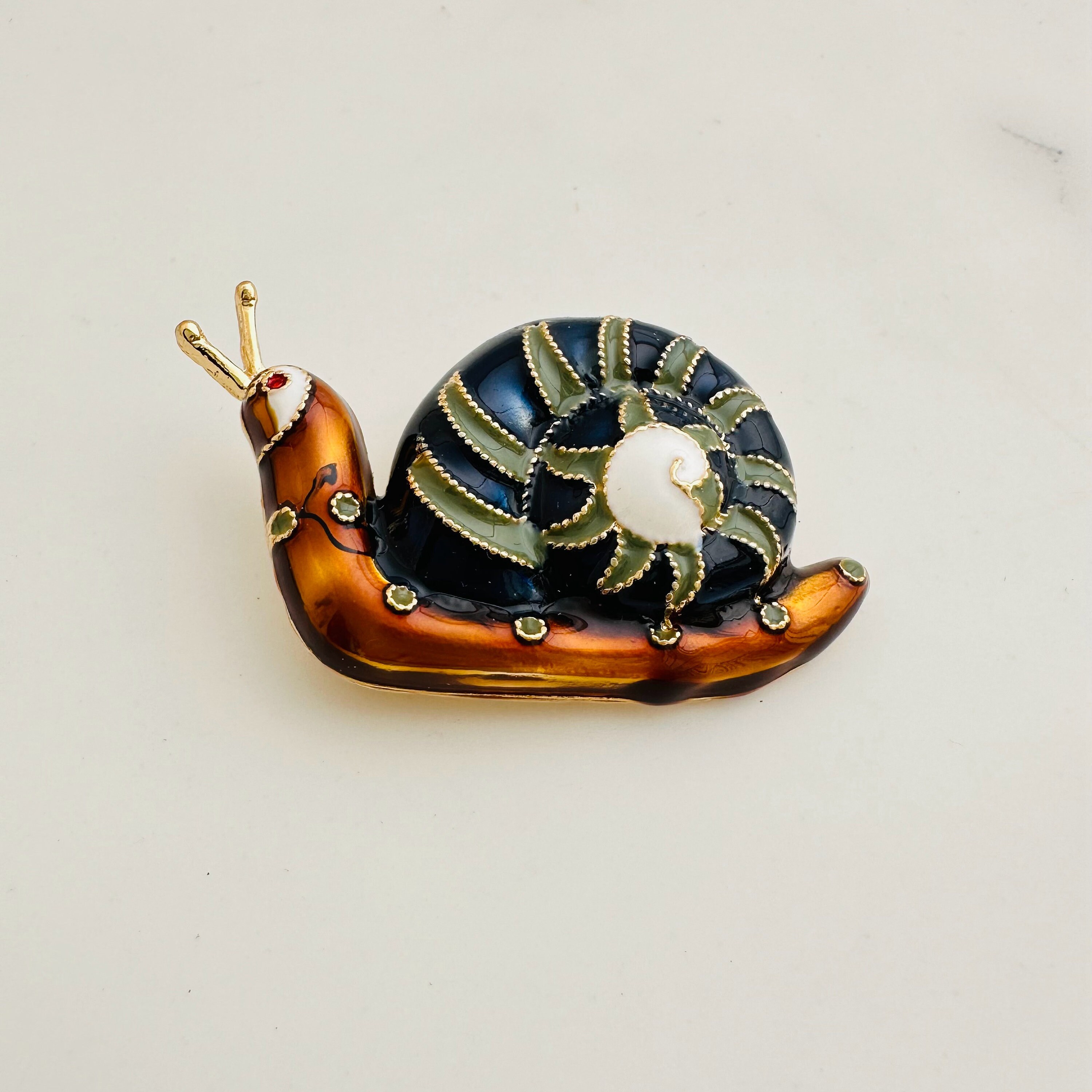 Purple Enamel Snail Brooch Cute Insect Decorative Pin For Women And Men  Crystal Bijouterie Animal Conch Piercing Jewelry Gift From Royaldavid,  $11.25