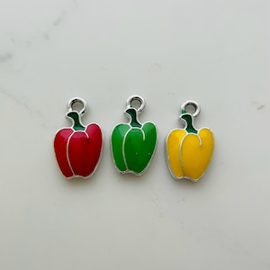 10Pcs, Enamel Sweet Pepper Charms Pendants -  16x9mm