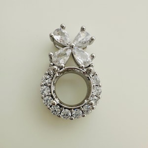 8x8mm, Round settings, 4-Prong, silver plated, 1 or 5 pc