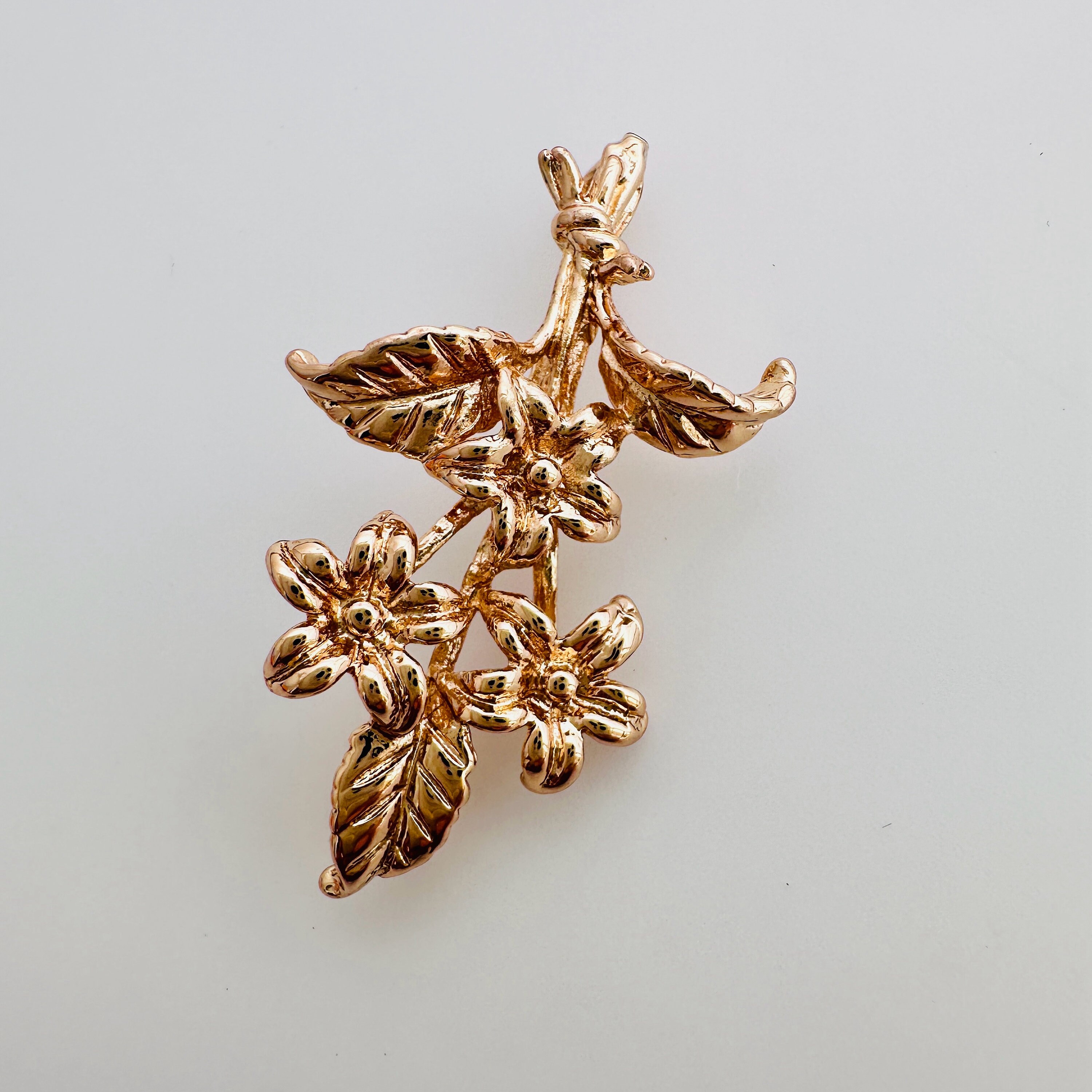 Mitsukoリンク 昭和レトロ 東洋ファニチア ヴィンテージ 花柄 Vintage 1960 Tiffany + Co 14k Germany 3D Textured Flower Pin
